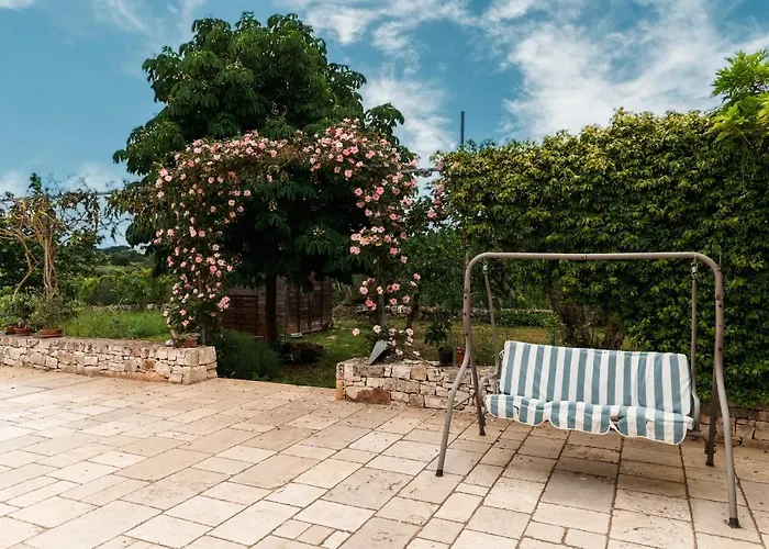 Trulli Rosa Lia