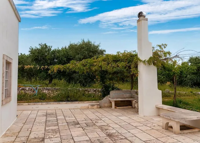 Trulli Rosa Lia Martina Franca