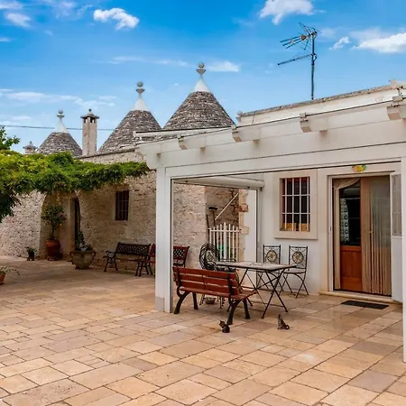 Trulli Rosa Lia *